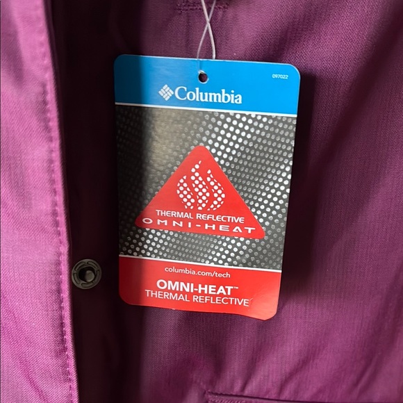 NWT Columbia Purple Parka with Faux Fur Trim and Fleece Lined Hood - Picture 4 of 9